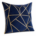 Dekokissen 45 x 45 cm Samtoptik Dunkelblau Gold Geometrisches Muster