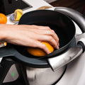 mixcover Saft- & Zitruspressen, Schwarz/Silber, Saftpresse für Vorwerk Thermomix TM6 Gerät und Vorwerk
