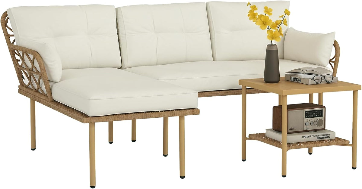 Outsunny Sofa, Creme/Natur, 3-teiliges Gartenmöbel-Set aus Rattan, Outdoor-Sitzgruppe mit 2-Sitzer-, Chaiselongue mit waschbaren Kissen und Couchtisch